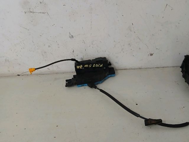 bontott PEUGEOT 207 Jobb hátsó Ajtózár