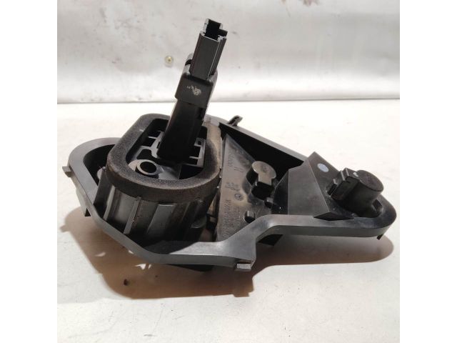 bontott PEUGEOT 207 Jobb Hátsó Lámpa Foglalat