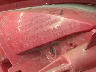 bontott PEUGEOT 207 Jobb Hátsó Lámpa