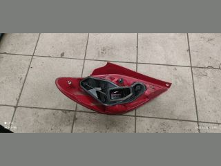 bontott PEUGEOT 207 Jobb Hátsó Lámpa