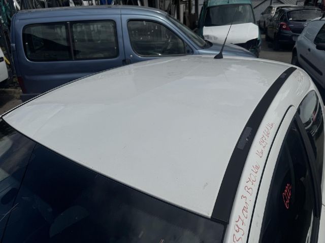 bontott PEUGEOT 207 Jobb Hátsó Lámpa