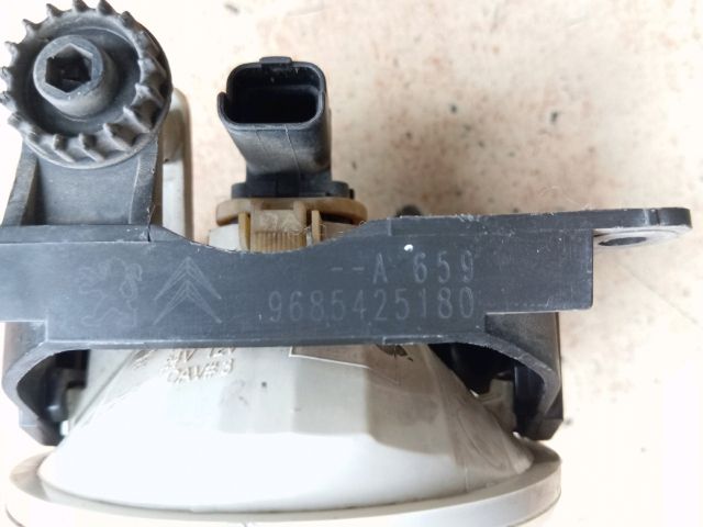 bontott PEUGEOT 207 Jobb Ködfényszóró