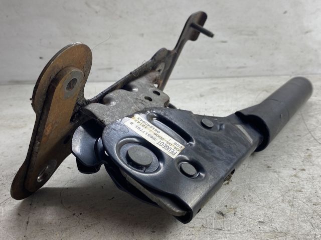 bontott PEUGEOT 207 Kézifék Kar