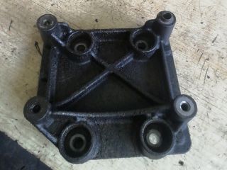 bontott PEUGEOT 207 Klímakompresszor Tartó Bak