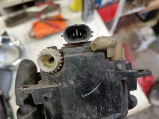 bontott PEUGEOT 207 Ködfényszóró (Pozíciófüggetlen)