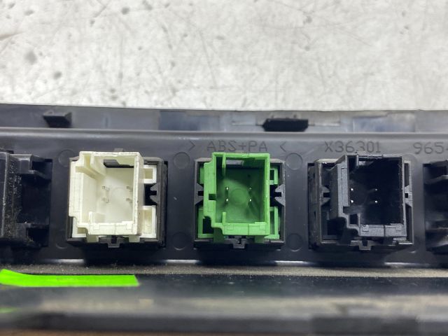 bontott PEUGEOT 207 Kombinált Kapcsoló