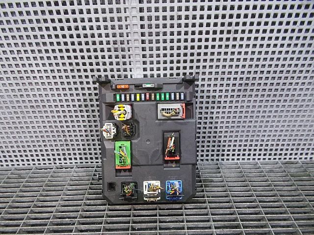 bontott PEUGEOT 207 Komfort Elektronika