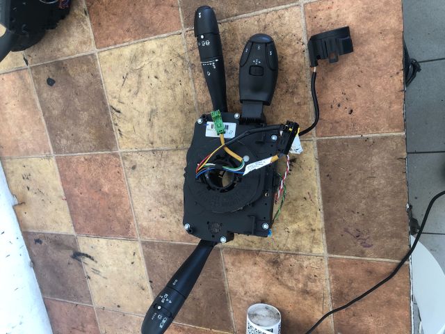 bontott PEUGEOT 207 Komplett Kormánykapcsoló (Bajuszkapcsoló)