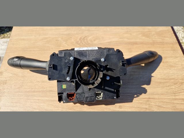 bontott PEUGEOT 207 Komplett Kormánykapcsoló (Bajuszkapcsoló)