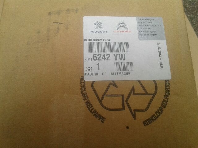 bontott PEUGEOT 207 Komplett Kormánykapcsoló (Bajuszkapcsoló)