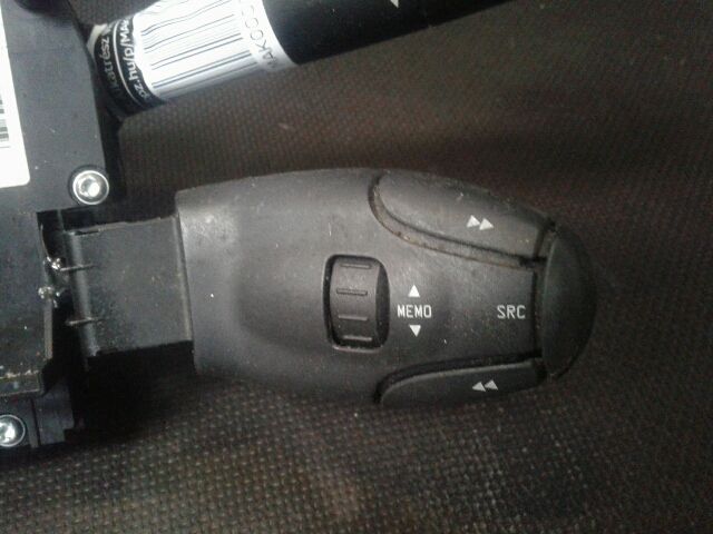 bontott PEUGEOT 207 Komplett Kormánykapcsoló (Bajuszkapcsoló)