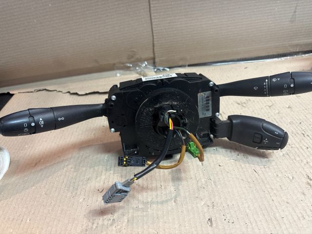 bontott PEUGEOT 207 Komplett Kormánykapcsoló (Bajuszkapcsoló)