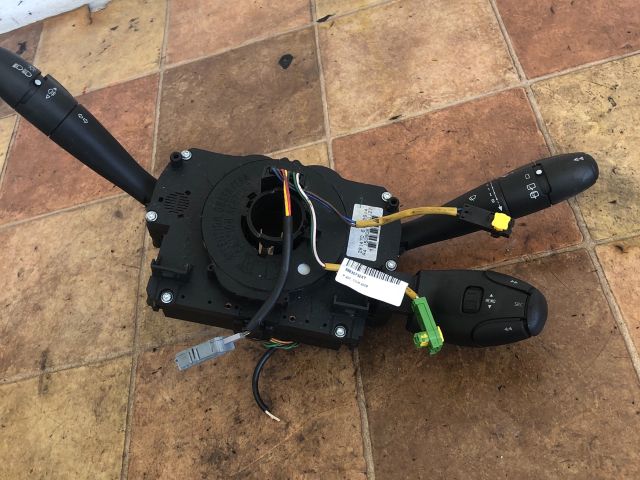 bontott PEUGEOT 207 Komplett Kormánykapcsoló (Bajuszkapcsoló)