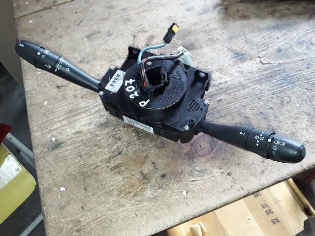 bontott PEUGEOT 207 Komplett Kormánykapcsoló (Bajuszkapcsoló)