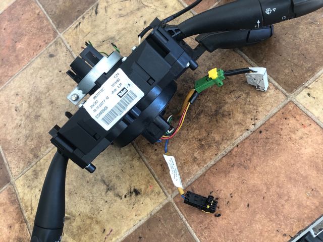 bontott PEUGEOT 207 Komplett Kormánykapcsoló (Bajuszkapcsoló)