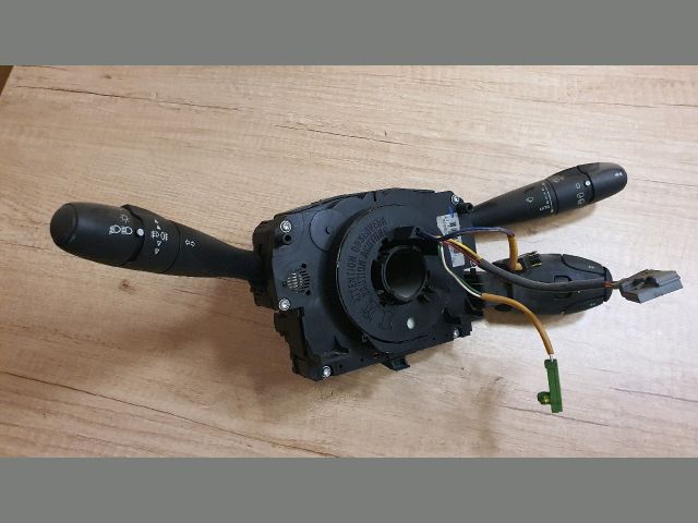 bontott PEUGEOT 207 Komplett Kormánykapcsoló (Bajuszkapcsoló)