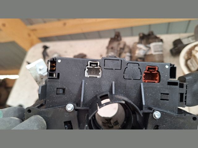 bontott PEUGEOT 207 Komplett Kormánykapcsoló (Bajuszkapcsoló)