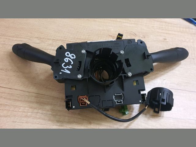 bontott PEUGEOT 207 Komplett Kormánykapcsoló (Bajuszkapcsoló)