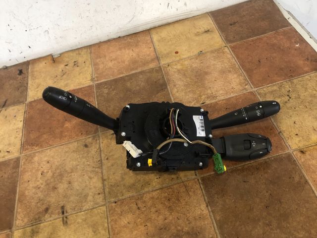 bontott PEUGEOT 207 Komplett Kormánykapcsoló (Bajuszkapcsoló)