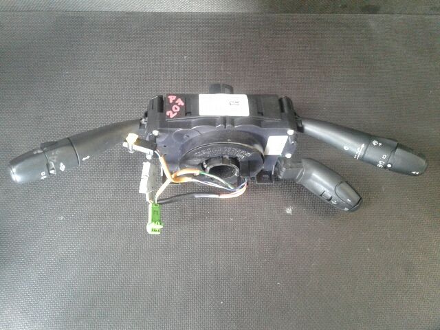 bontott PEUGEOT 207 Komplett Kormánykapcsoló (Bajuszkapcsoló)