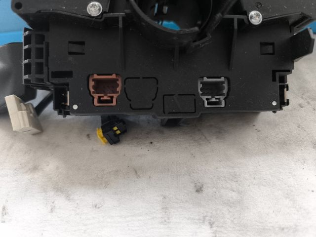 bontott PEUGEOT 207 Komplett Kormánykapcsoló (Bajuszkapcsoló)