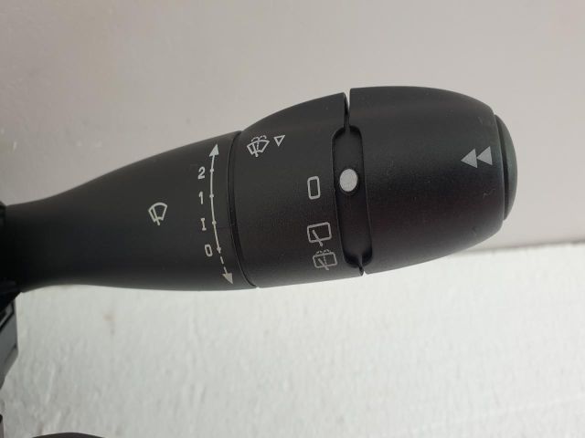 bontott PEUGEOT 207 Komplett Kormánykapcsoló (Bajuszkapcsoló)