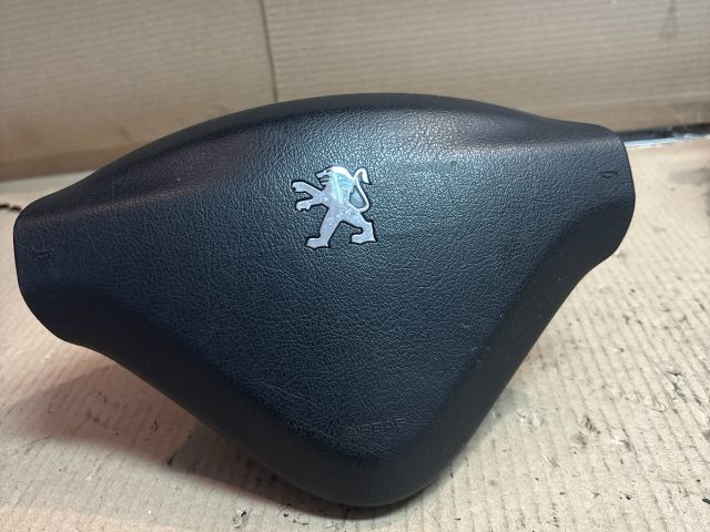 bontott PEUGEOT 207 Kormánylégzsák