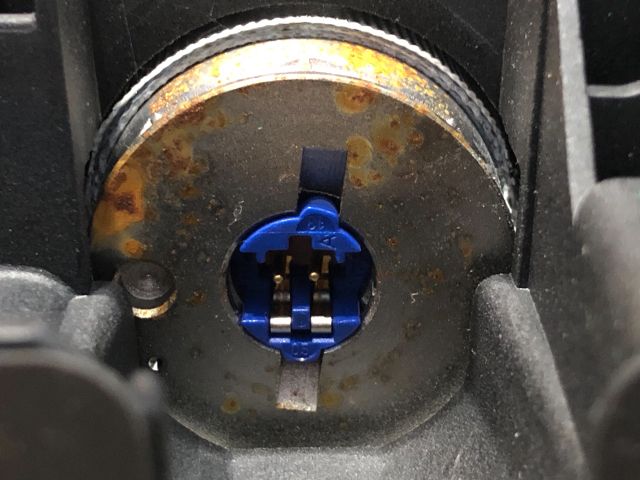 bontott PEUGEOT 207 Kormánylégzsák