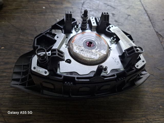 bontott PEUGEOT 207 Kormánylégzsák