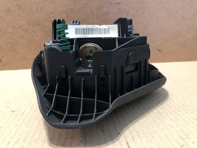 bontott PEUGEOT 207 Kormánylégzsák