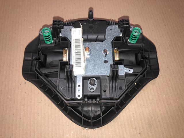 bontott PEUGEOT 207 Kormánylégzsák