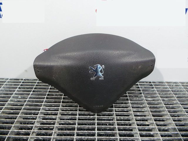 bontott PEUGEOT 207 Kormánylégzsák