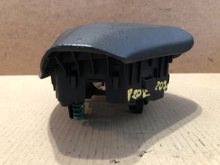 bontott PEUGEOT 207 Kormánylégzsák