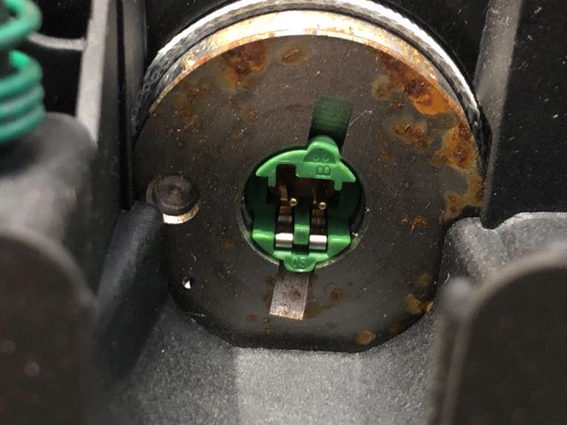 bontott PEUGEOT 207 Kormánylégzsák