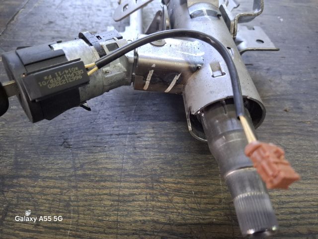 bontott PEUGEOT 207 Kormányoszlop