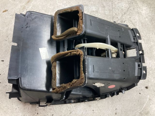 bontott PEUGEOT 207 Középkonzol Keret