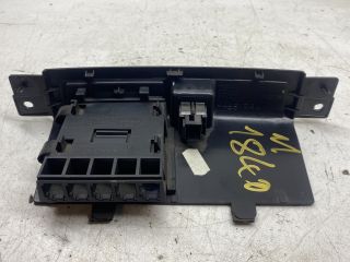 bontott PEUGEOT 207 Központizár Kapcsoló