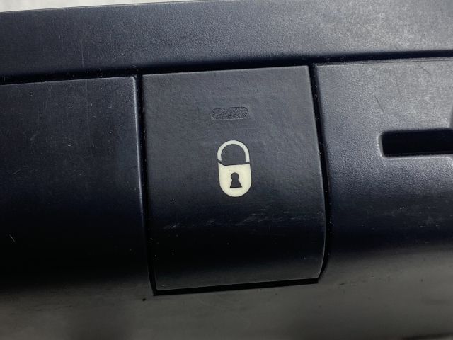 bontott PEUGEOT 207 Központizár Kapcsoló