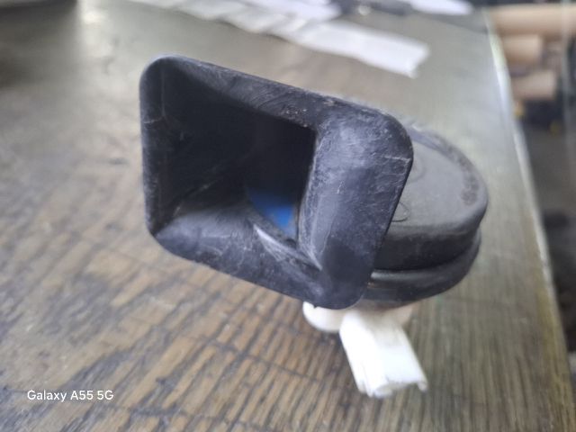 bontott PEUGEOT 207 Kürt