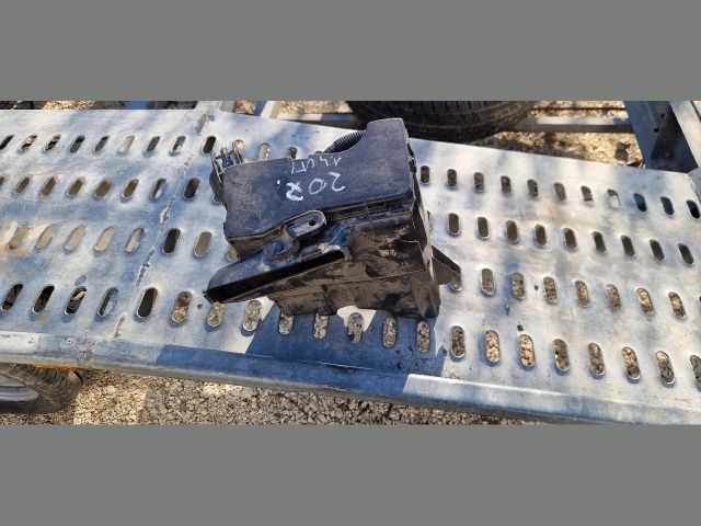 bontott PEUGEOT 207 Légbeömlő