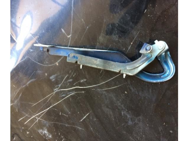 bontott PEUGEOT 207 Motorháztető Jobb Zsanér