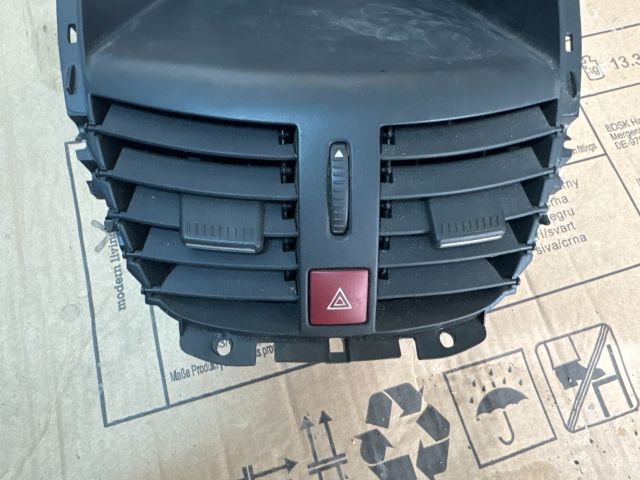 bontott PEUGEOT 207 Multifunkciós Kijelző Keret