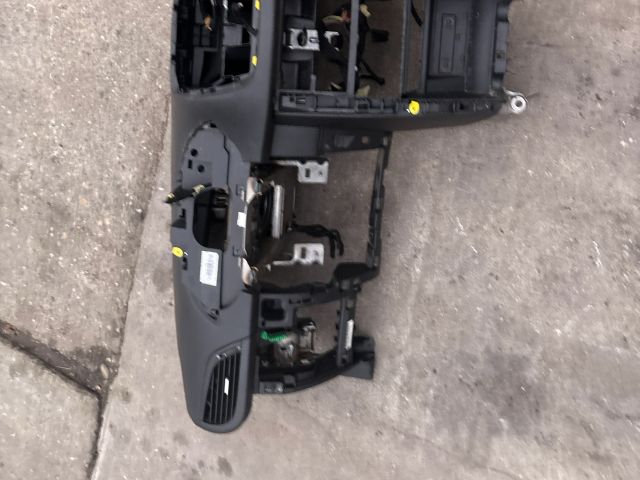 bontott PEUGEOT 207 Műszerfal Héj