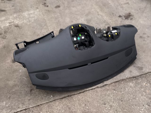 bontott PEUGEOT 207 Műszerfal Héj