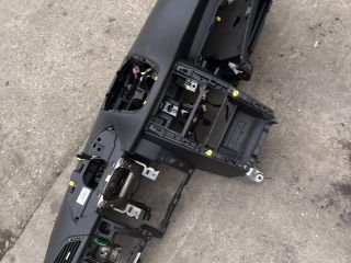 bontott PEUGEOT 207 Műszerfal Héj