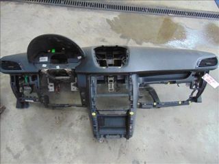 bontott PEUGEOT 207 Műszerfal Héj