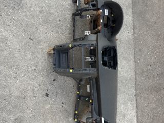 bontott PEUGEOT 207 Műszerfal Héj