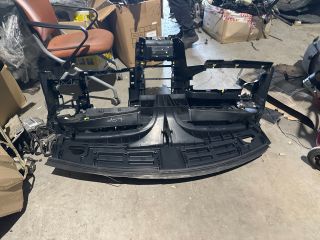 bontott PEUGEOT 207 Műszerfal Héj