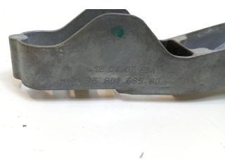 bontott PEUGEOT 207 Tartó Bak