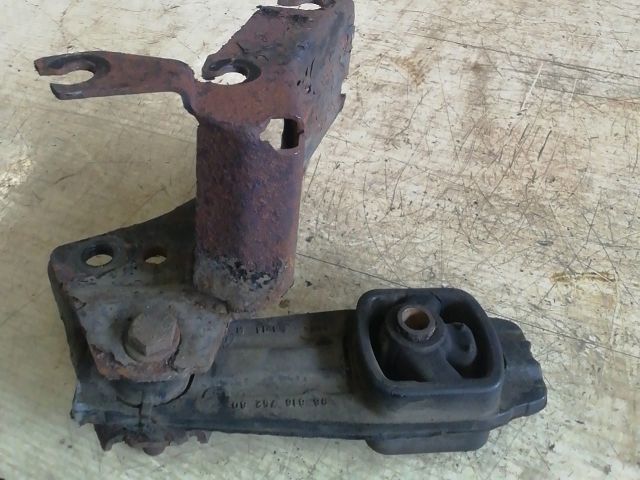 bontott PEUGEOT 207 Tartó Bak